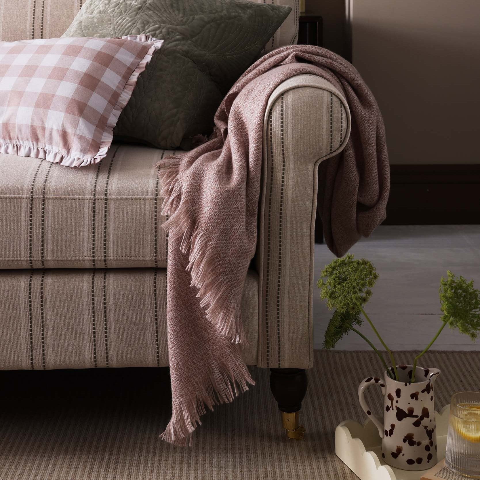 Dusklia - Super Soft Marled Tassel Sofa Throw - Blush Pink