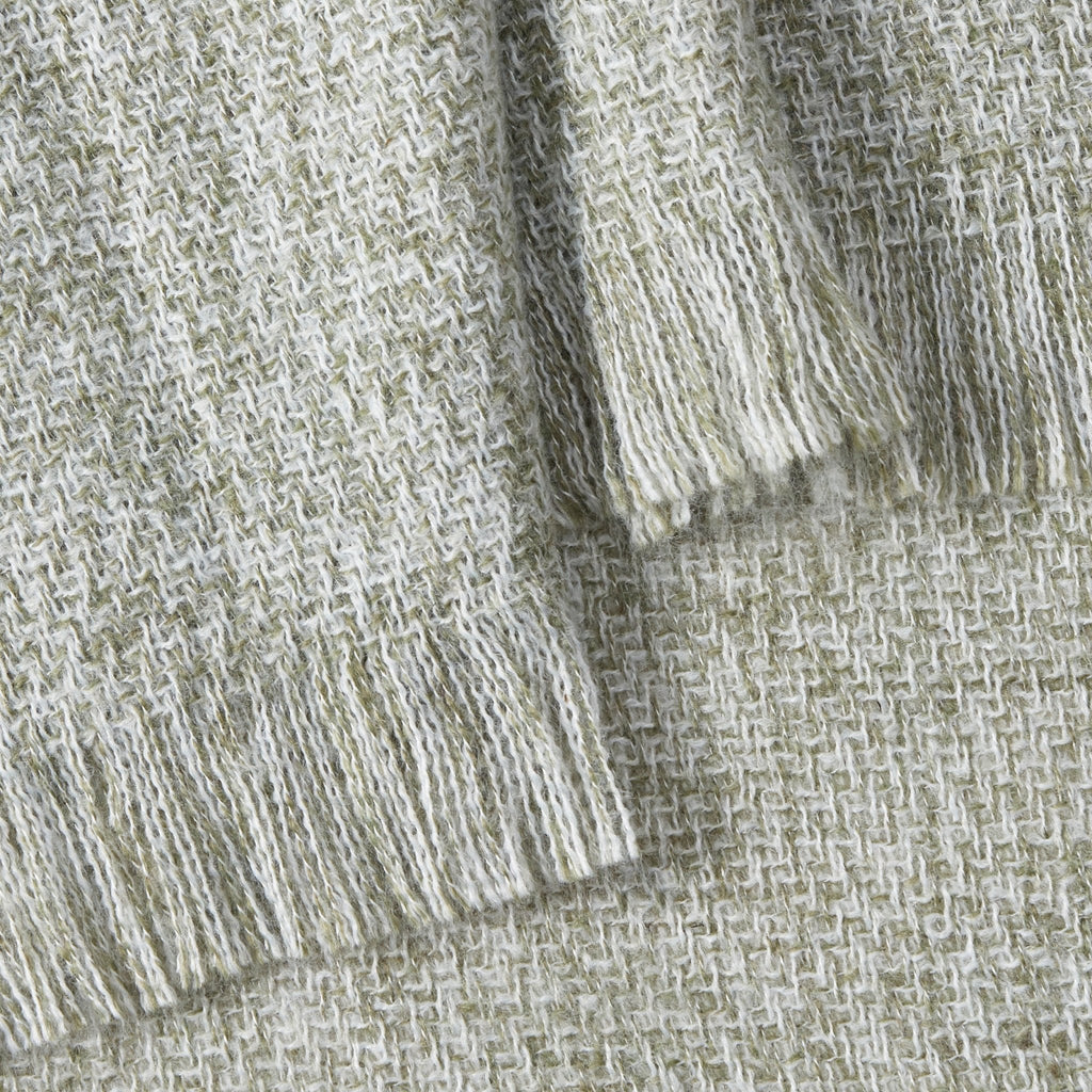 Dusklia - Super Soft Marled Tassel Sofa Throw - Dark Green