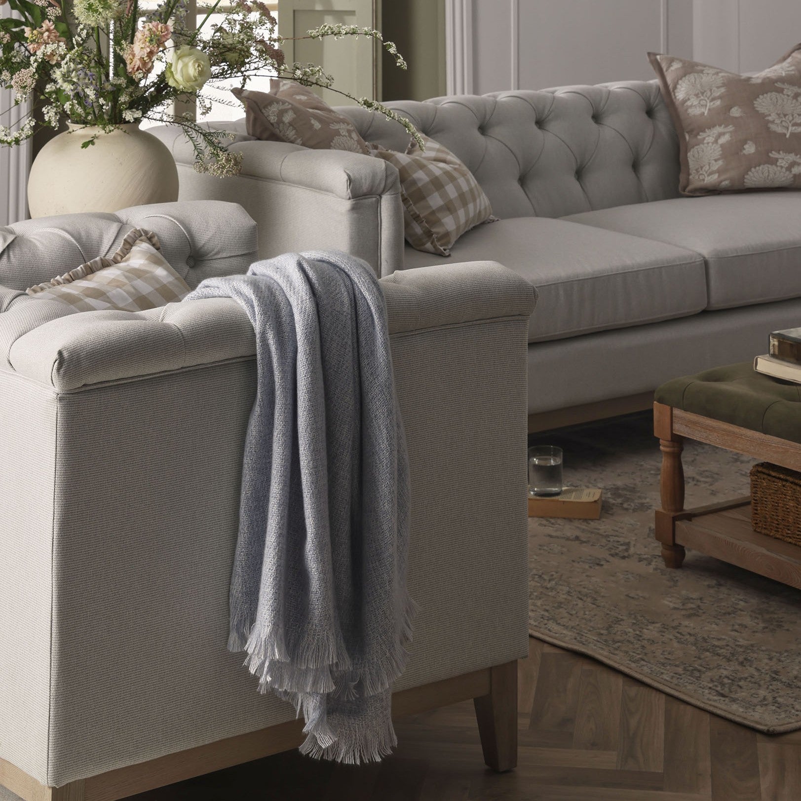 Dusklia - Super Soft Marled Tassel Sofa Throw - Light Blue