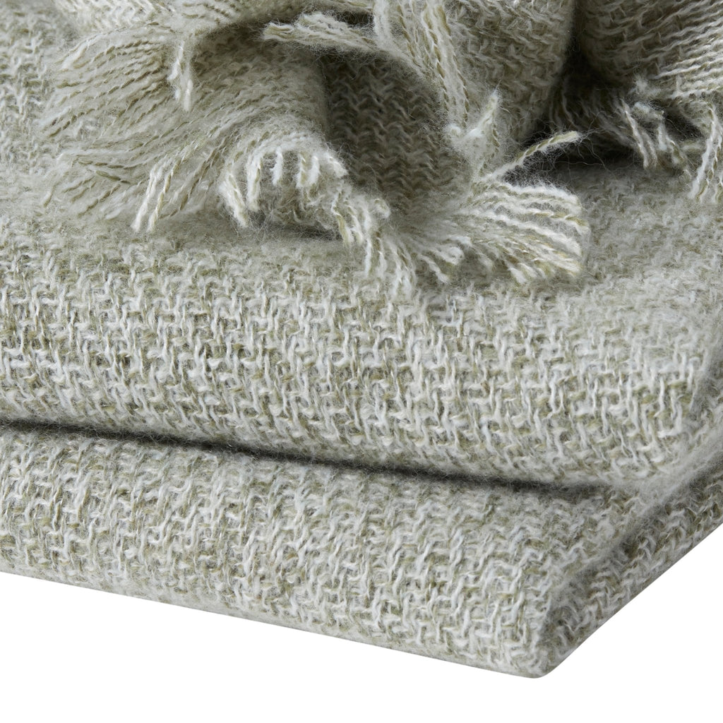 Dusklia - Super Soft Marled Tassel Throw - Dark Green