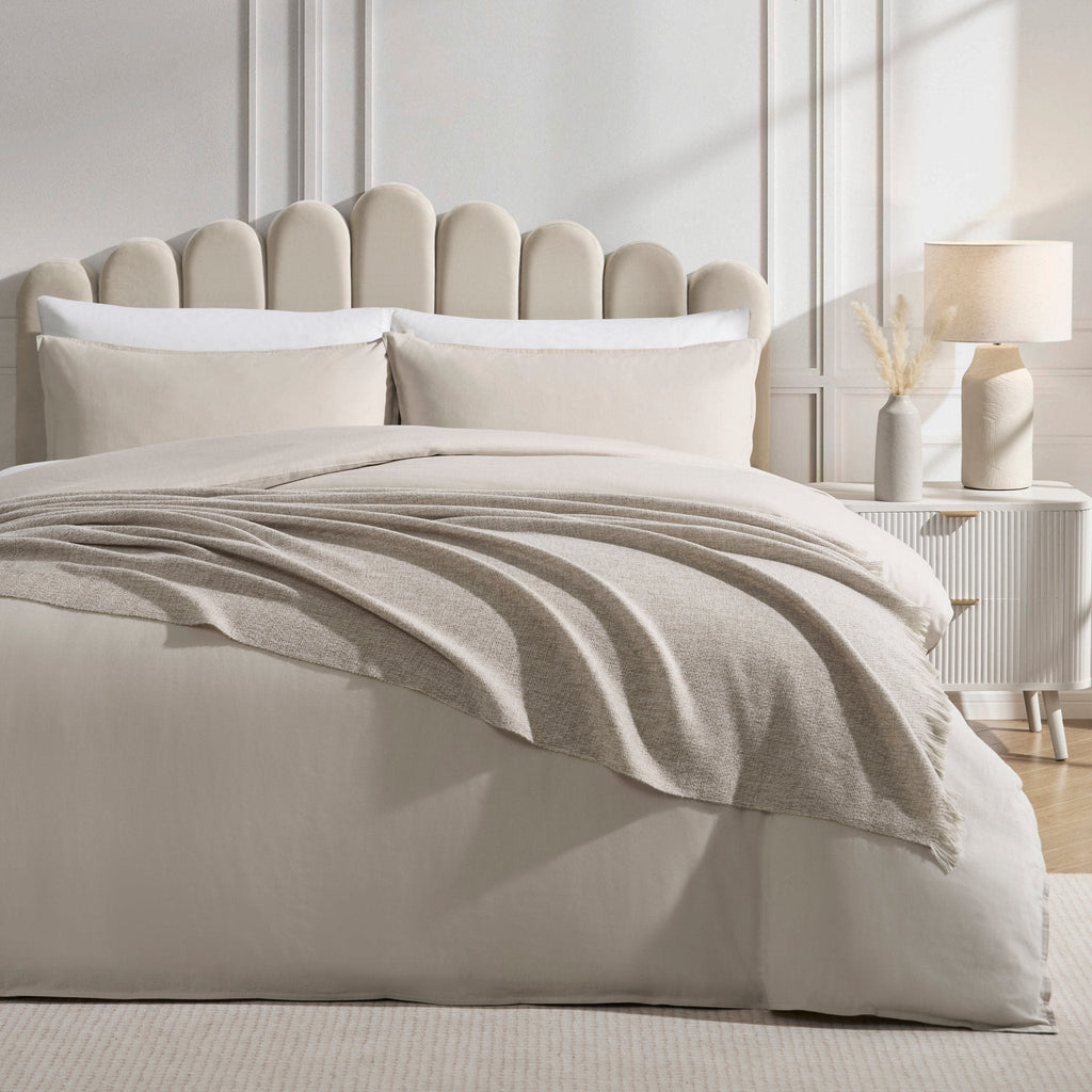 Dusklia - Super Soft Marled Tassel Throw - Natural