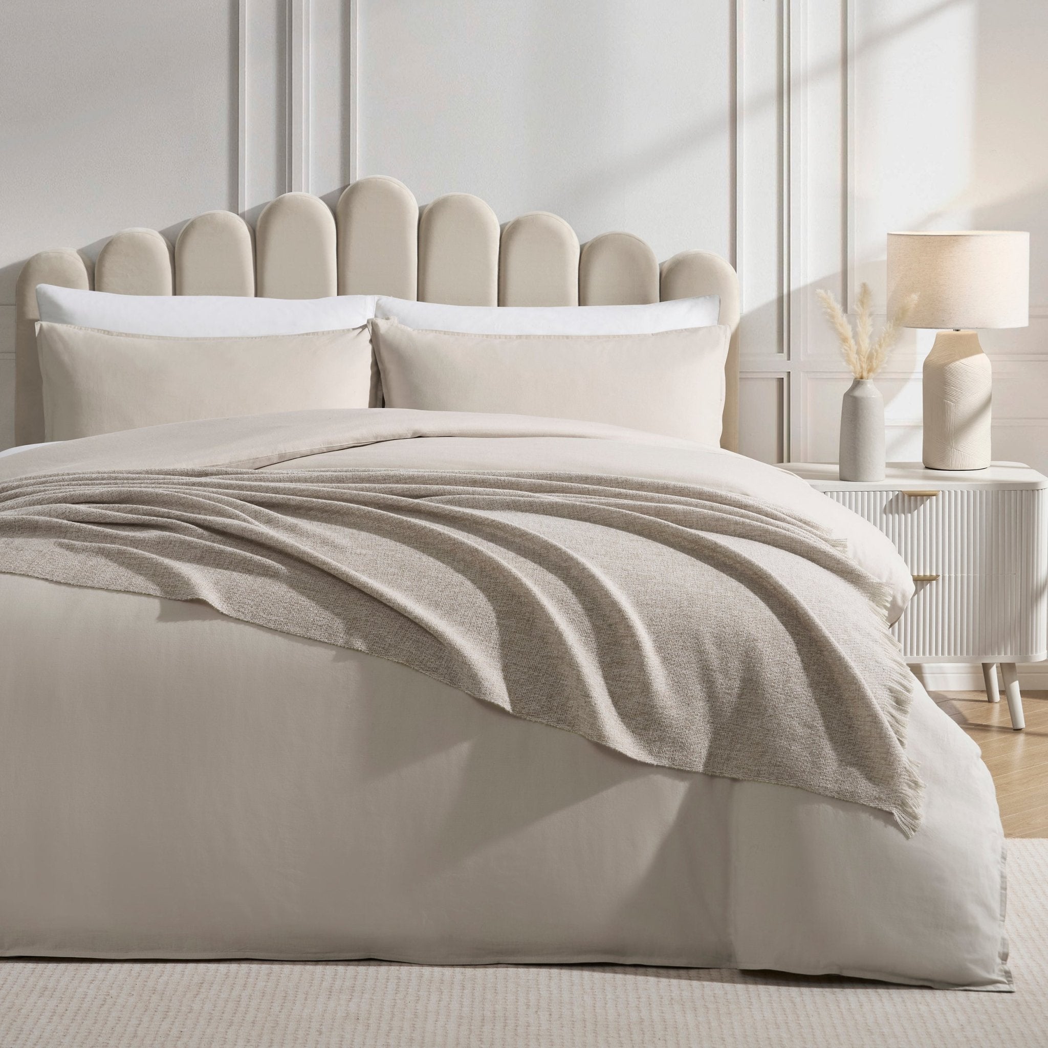 Dusklia - Super Soft Marled Tassel Throw - Natural