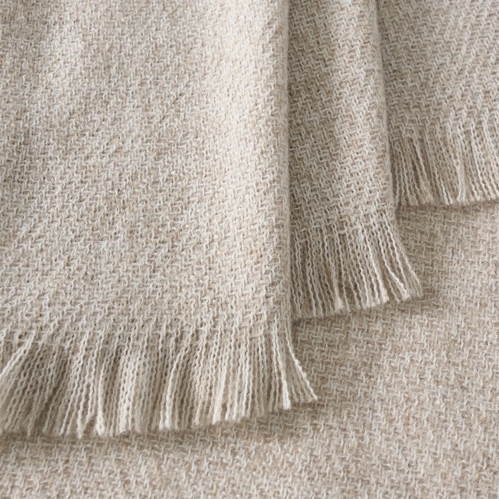 Dusklia - Super Soft Marled Tassel Throw - Natural