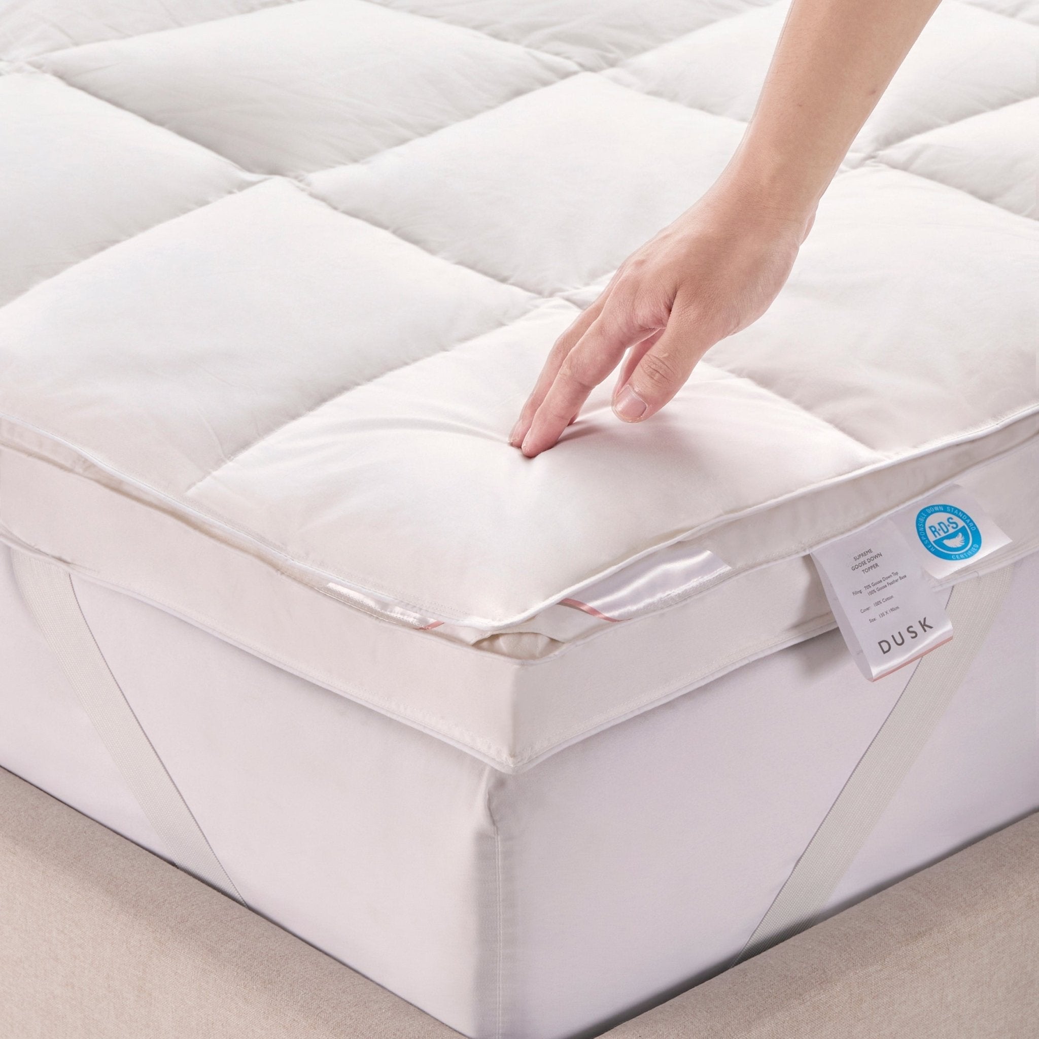 Dusklia - Supreme Goose Down Mattress Topper