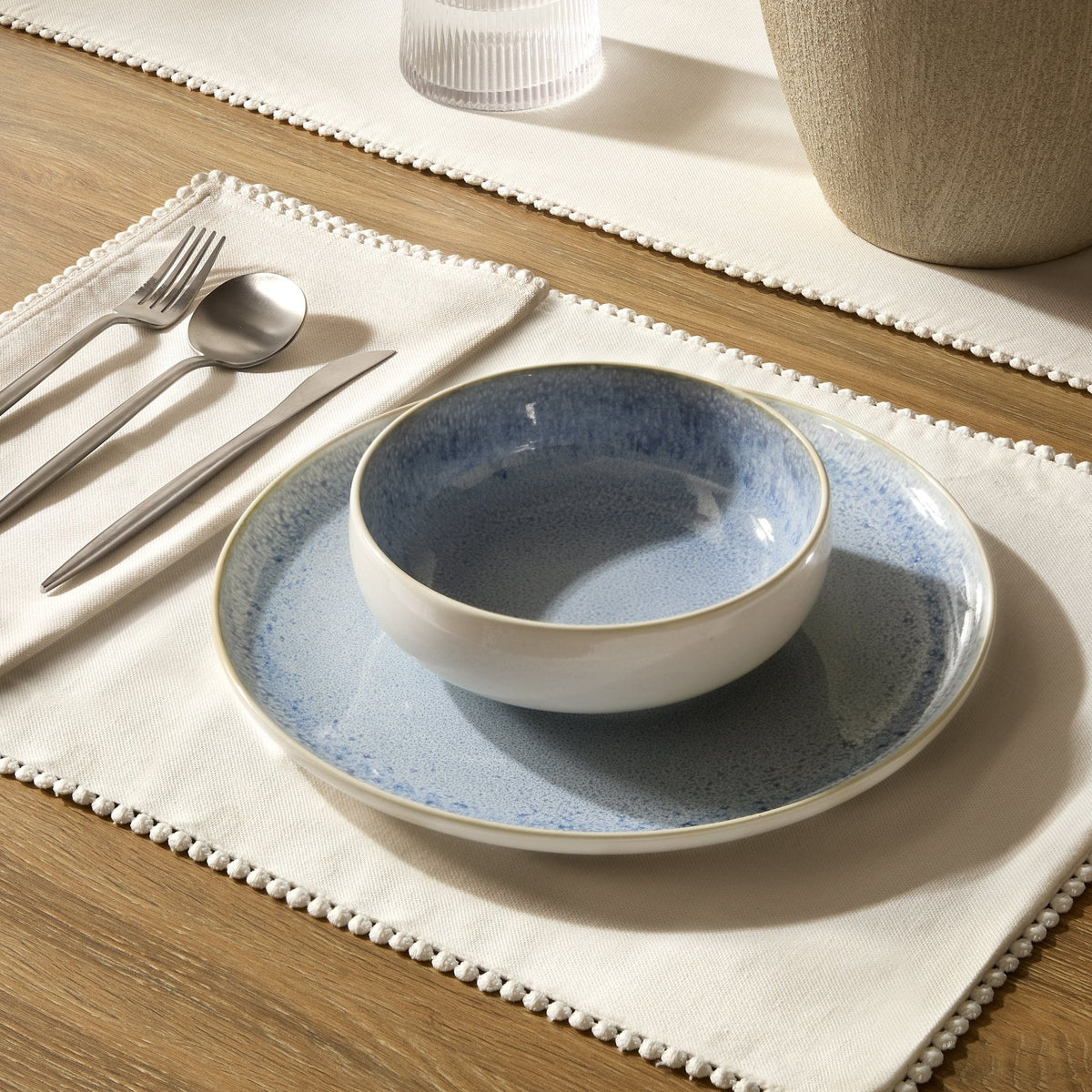 Dusklia - Sutton Stoneware Set of 4 Dinner Plates - Light Blue