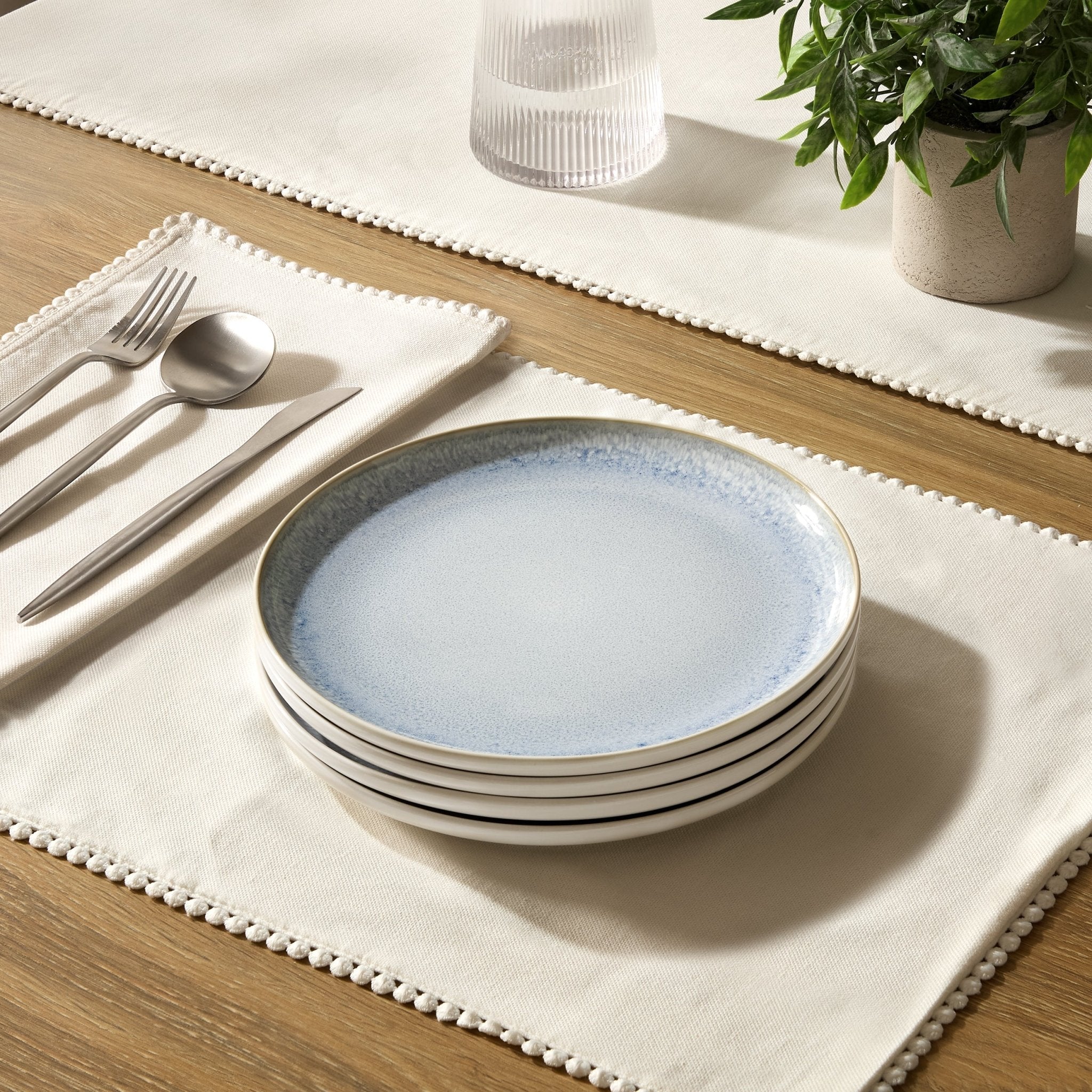 Dusklia - Sutton Stoneware Set of 4 Side Plates - Light Blue