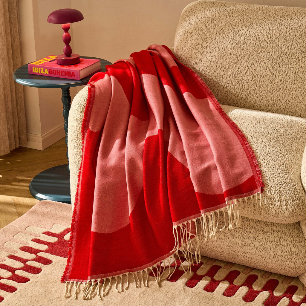 Dusklia - Swirl Contrast Pattern Sofa Throw - Pink/Red