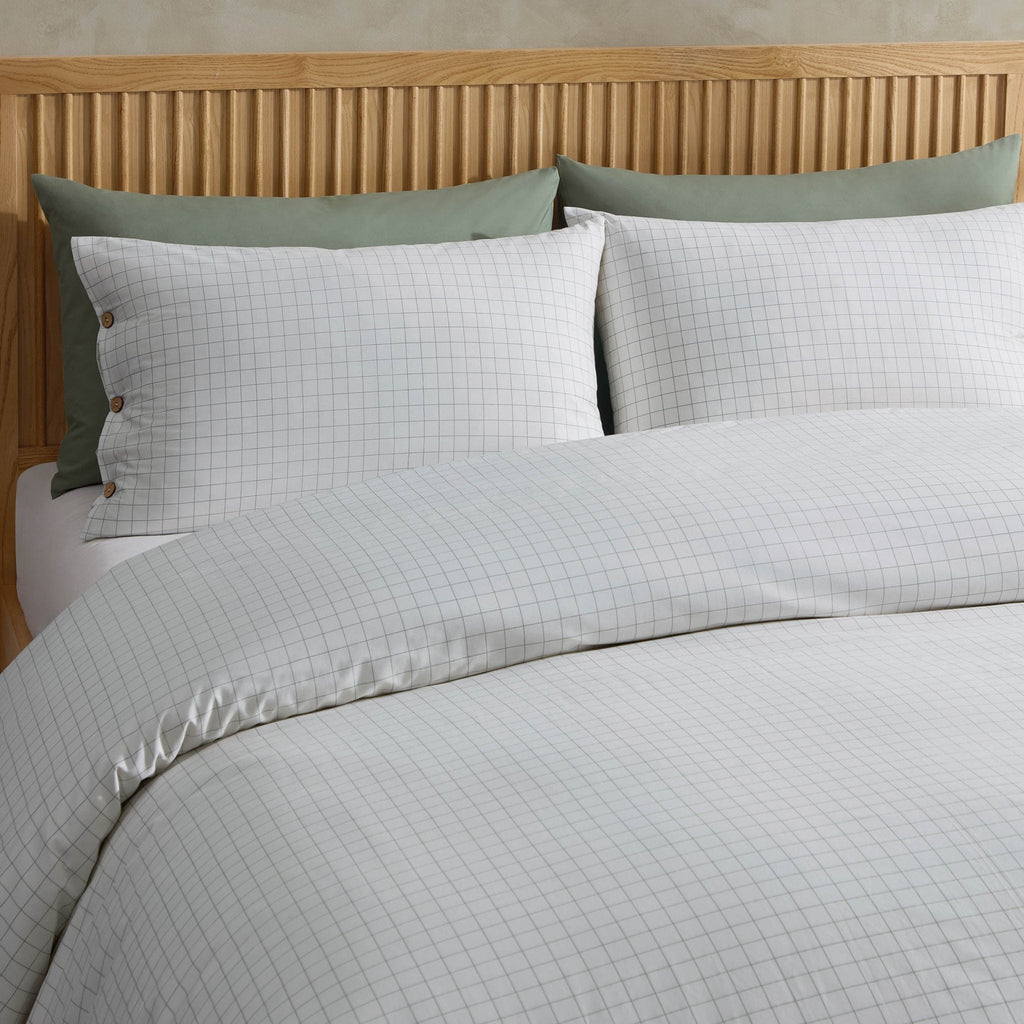 Dusklia - Thea Duvet Cover & Pillowcase Set - Off White/Black