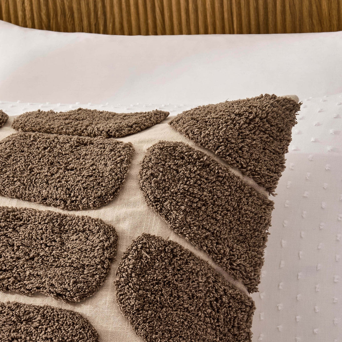 Dusklia - Tufted Pattern Cushion Cover - Taupe
