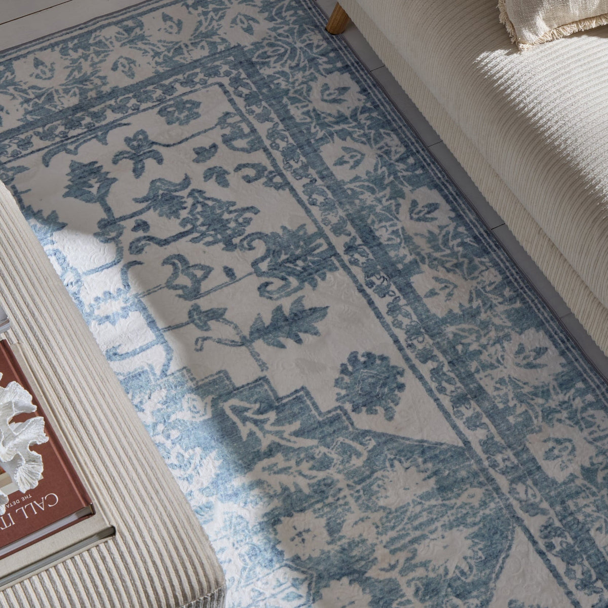 Dusklia - Uma Persian Style Machine Washable Rug - Blue