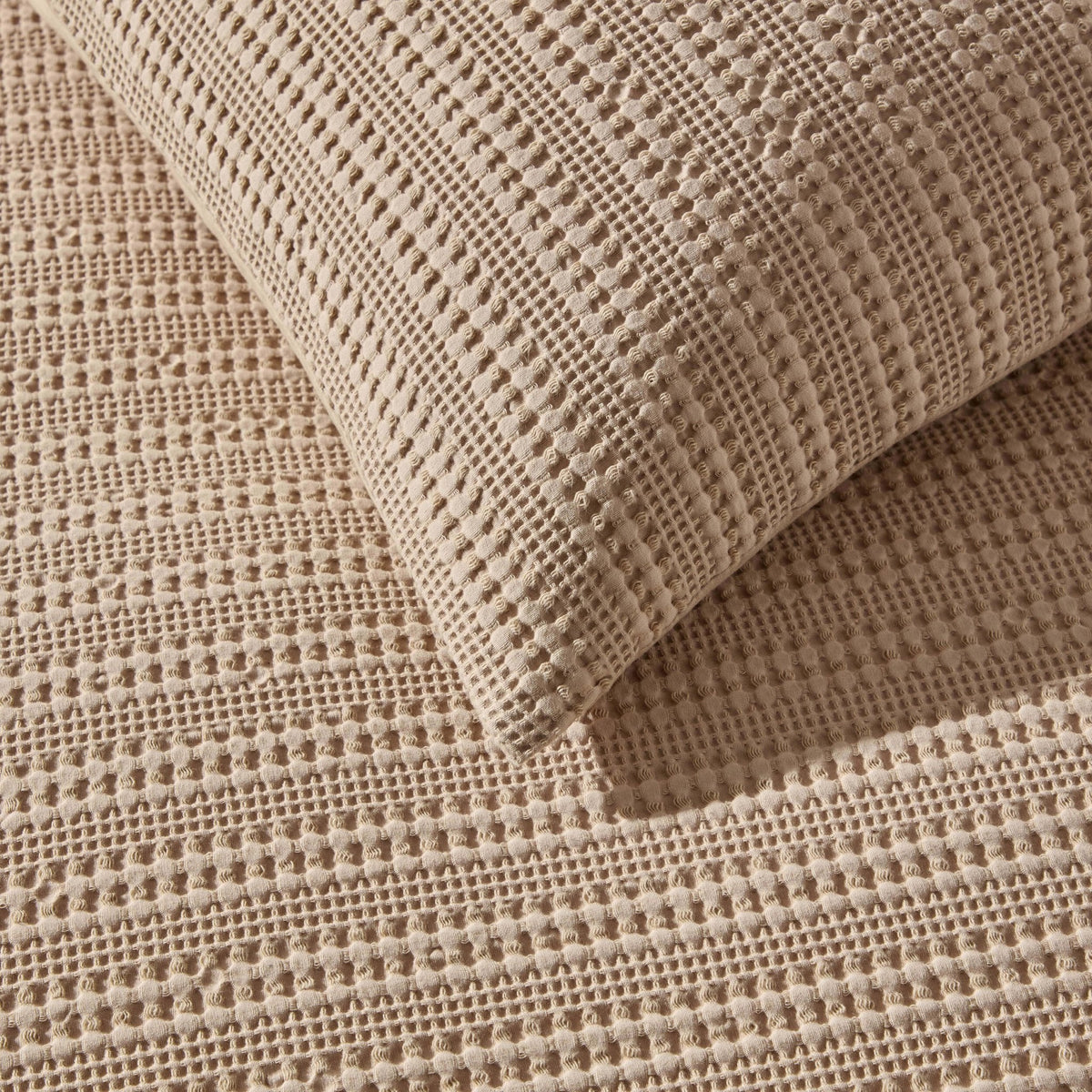 Dusklia - Vermont 180 Thread Count Waffle Duvet Cover & Pillowcase Set - Mocha