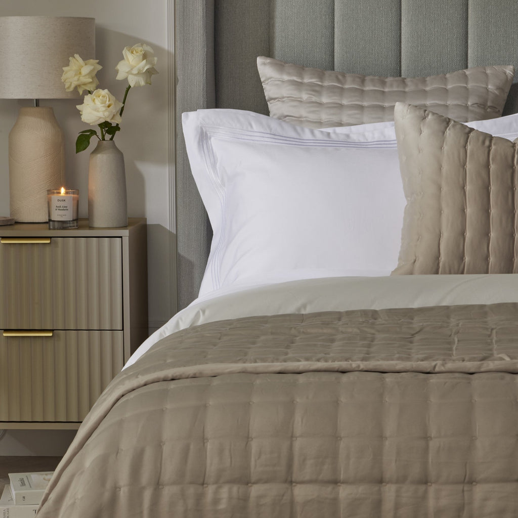 Dusklia - Vienna Quilted Satin Bedspread 2.5m x 2.6m - Champagne