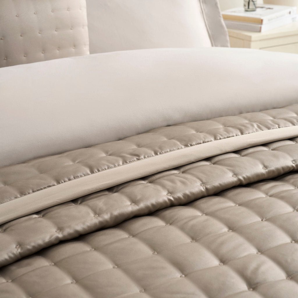 Dusklia - Vienna Quilted Satin Throw 1.5m x 2m - Taupe