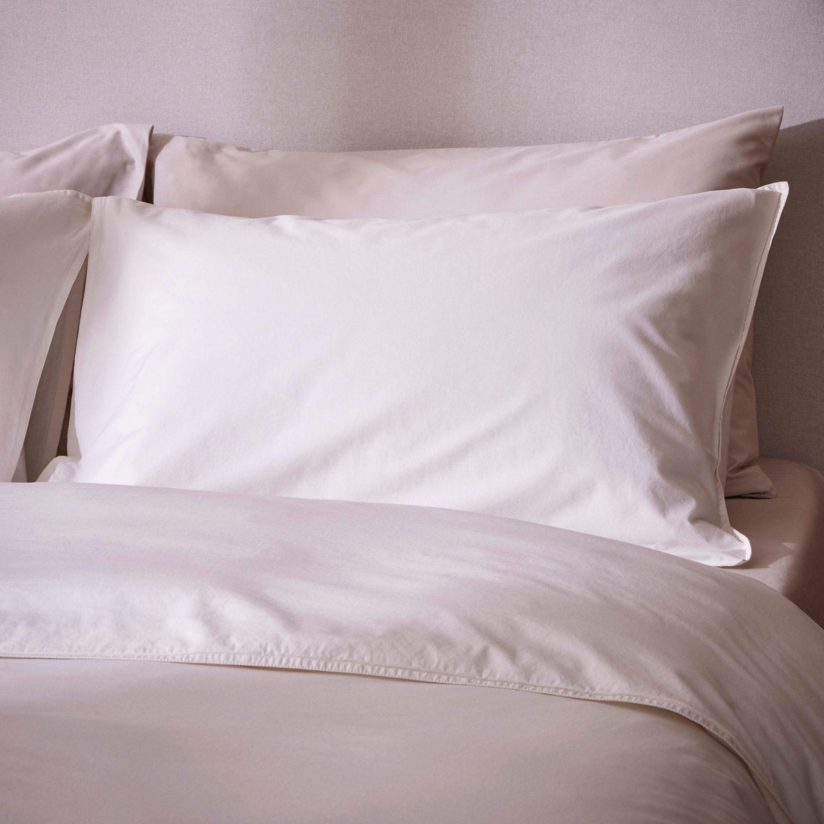 Dusklia - Washed Cotton 200 Thread Count Plain Dye Duvet Cover & Pillowcase Set - Off White