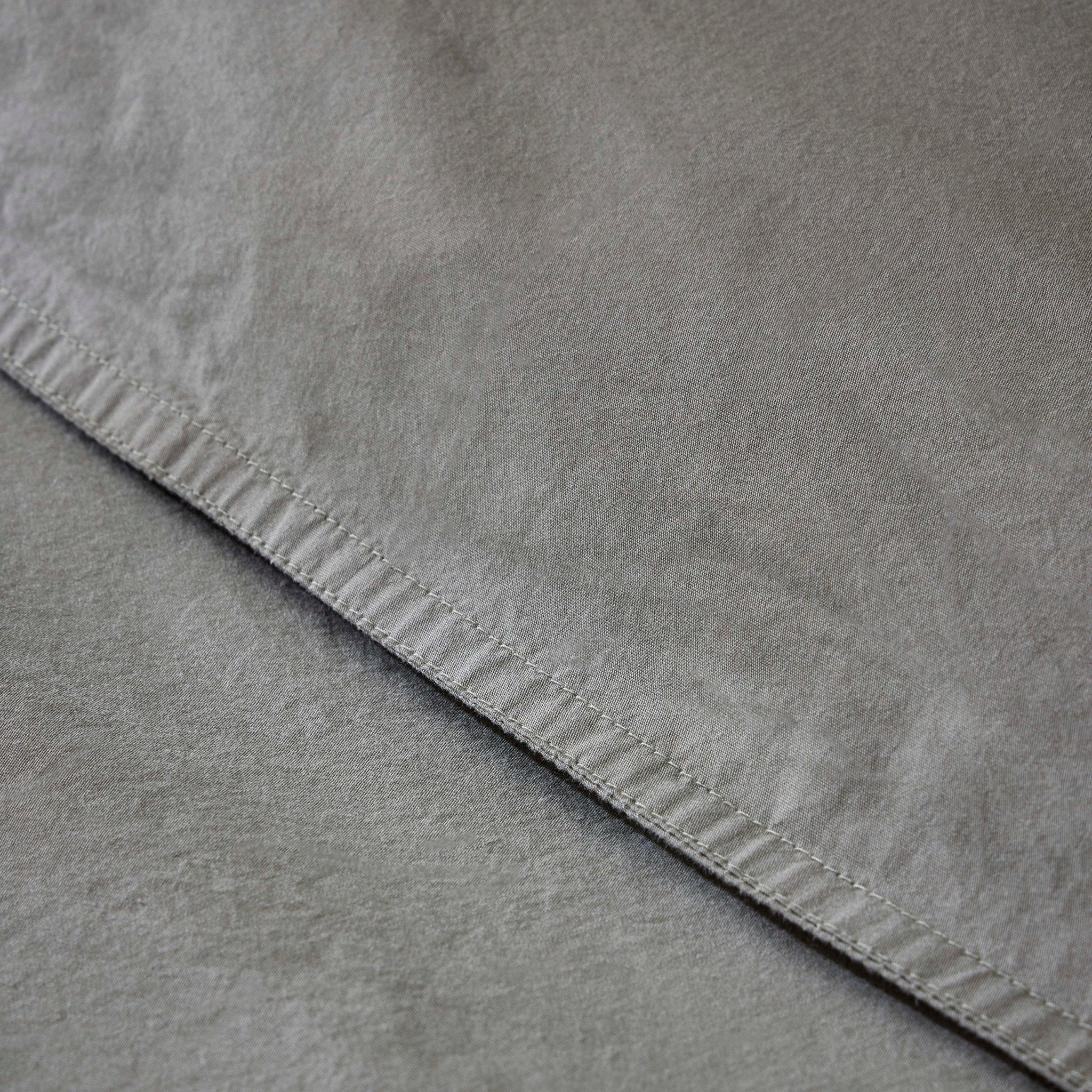 Dusklia - Washed Cotton 200 Thread Count Plain Dye Duvet Cover & Pillowcase Set - Olive