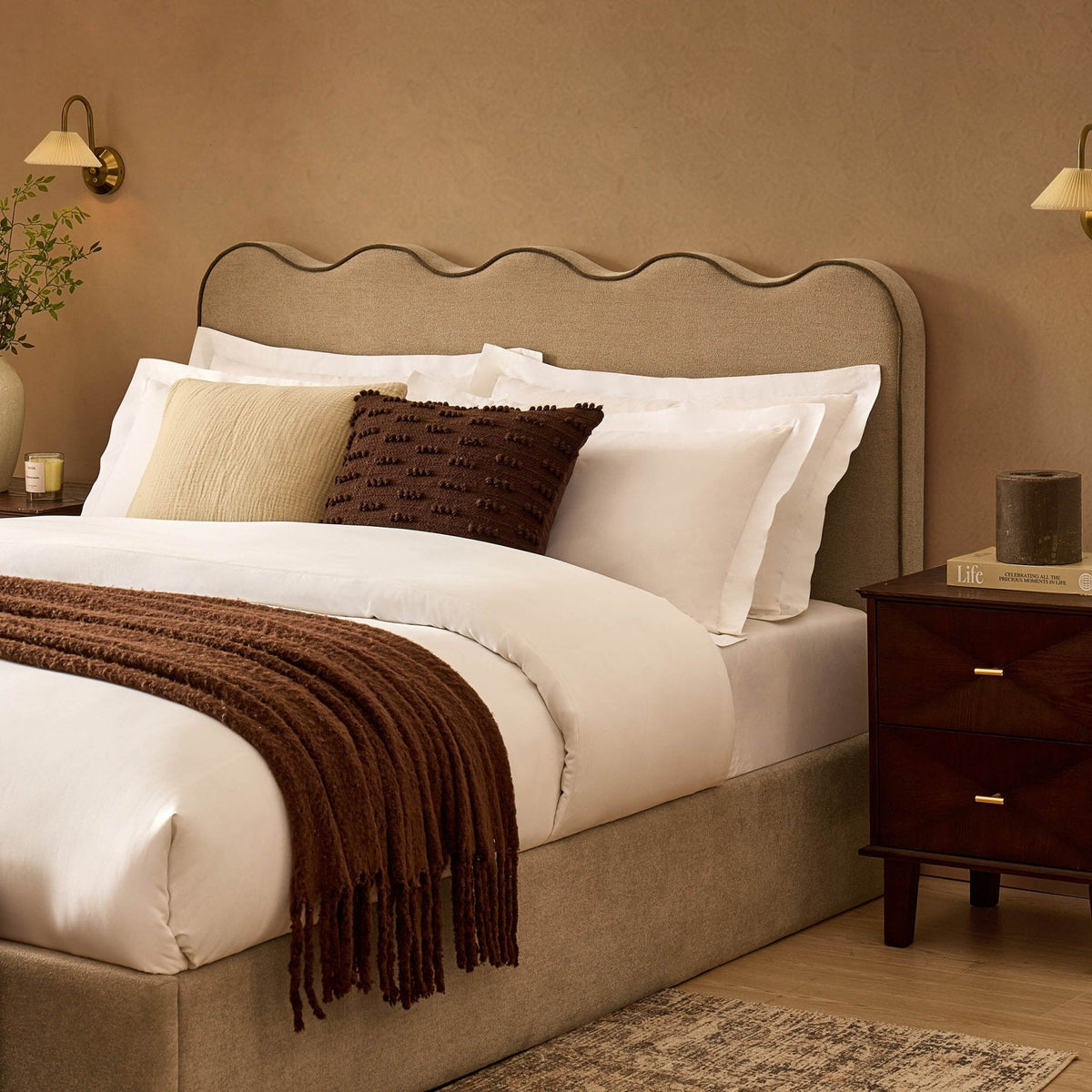 Dusklia - Wavy Ottoman Storage Bed - Chenille Oatmeal