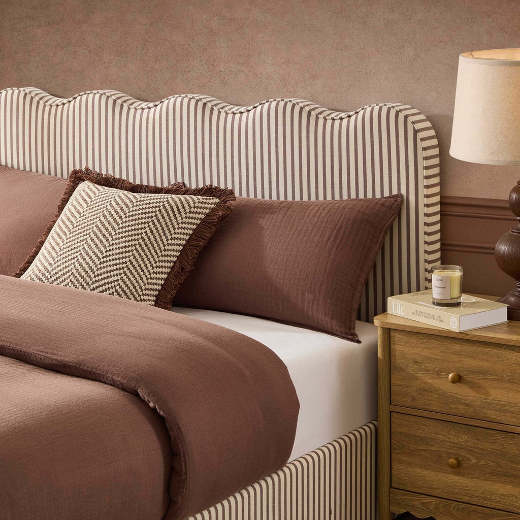 Dusklia - Wavy Ottoman Storage Bed - Chocolate Stripe
