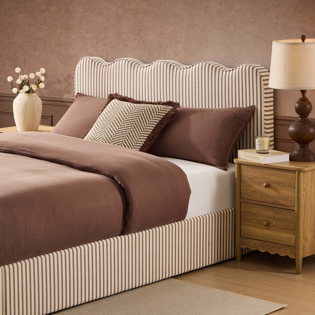 Dusklia - Wavy Ottoman Storage Bed - Chocolate Stripe