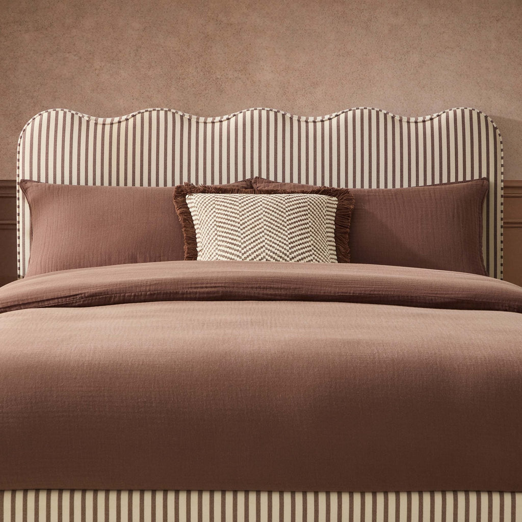 Dusklia - Wavy Ottoman Storage Bed - Chocolate Stripe