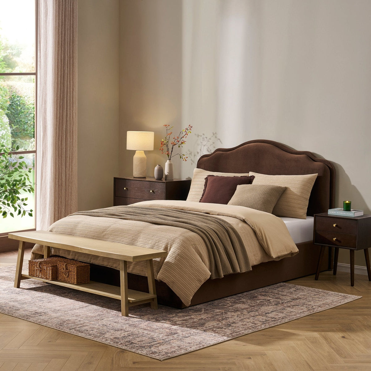 Dusklia - Wiltshire Ottoman Storage Bed - Cappuccino