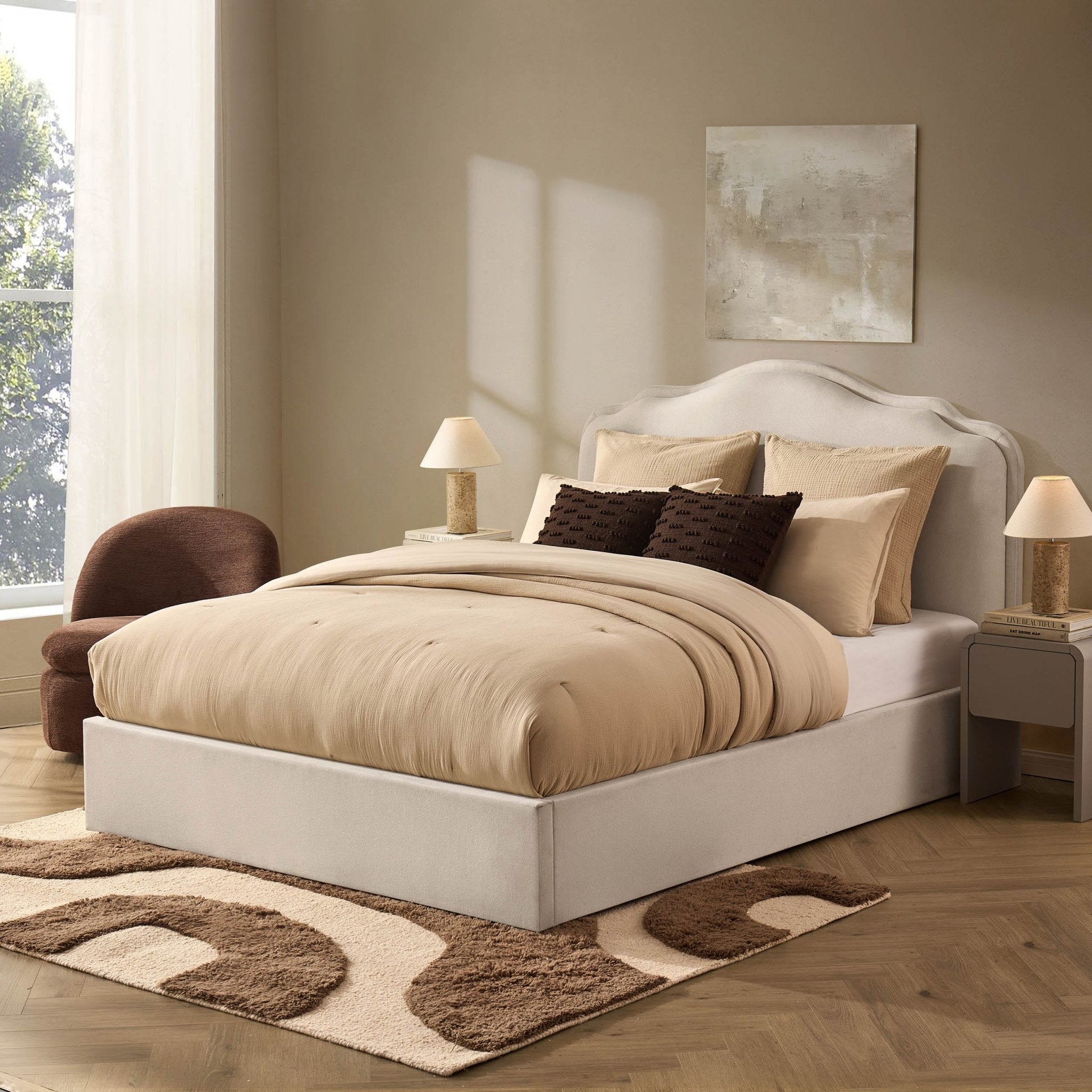 Dusklia - Wiltshire Ottoman Storage Bed - Cream Linen