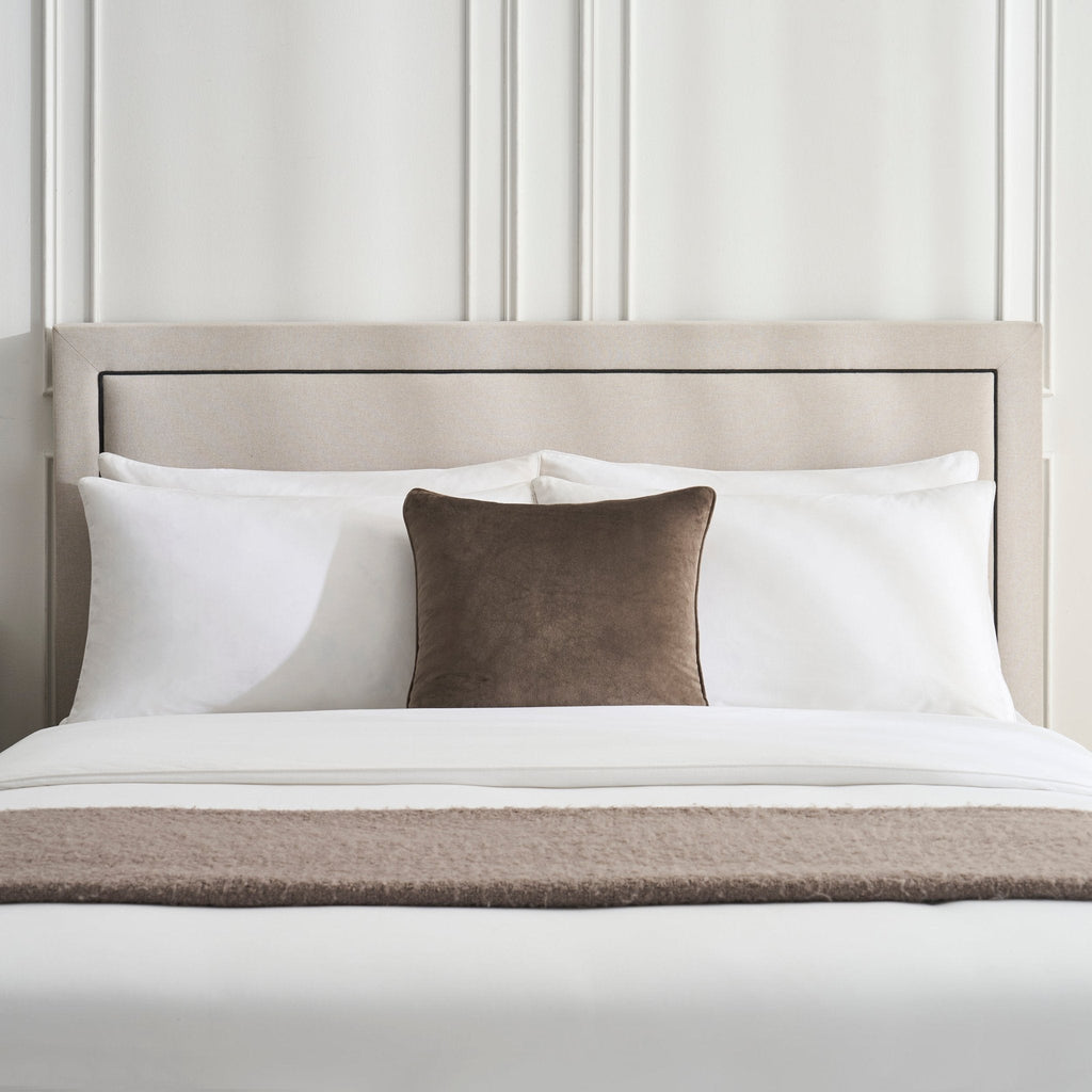 Dusklia - Windsor Ottoman Storage Bed - Natural/Black