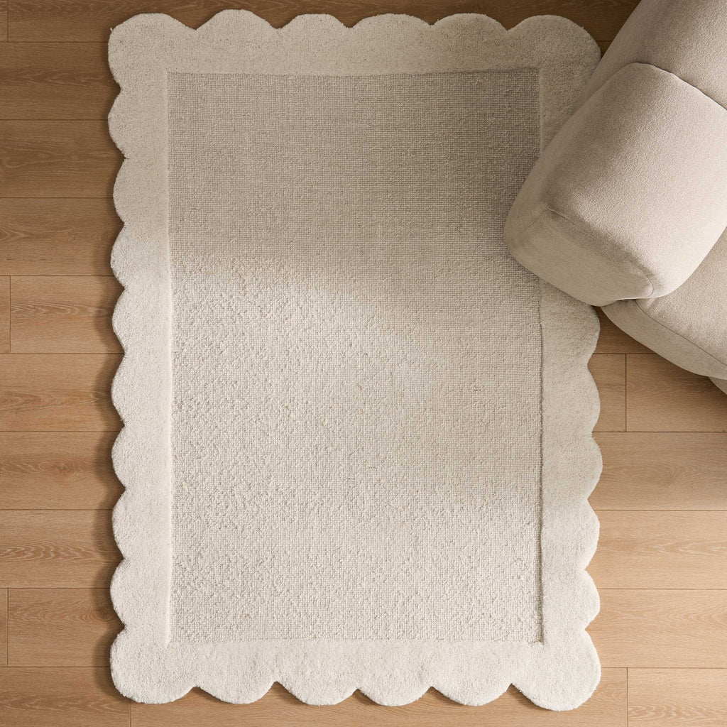 Dusklia - Wool Scallop Edge Rug - Off White