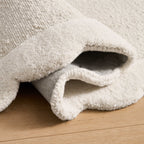 Dusklia - Wool Scallop Edge Rug - Off White