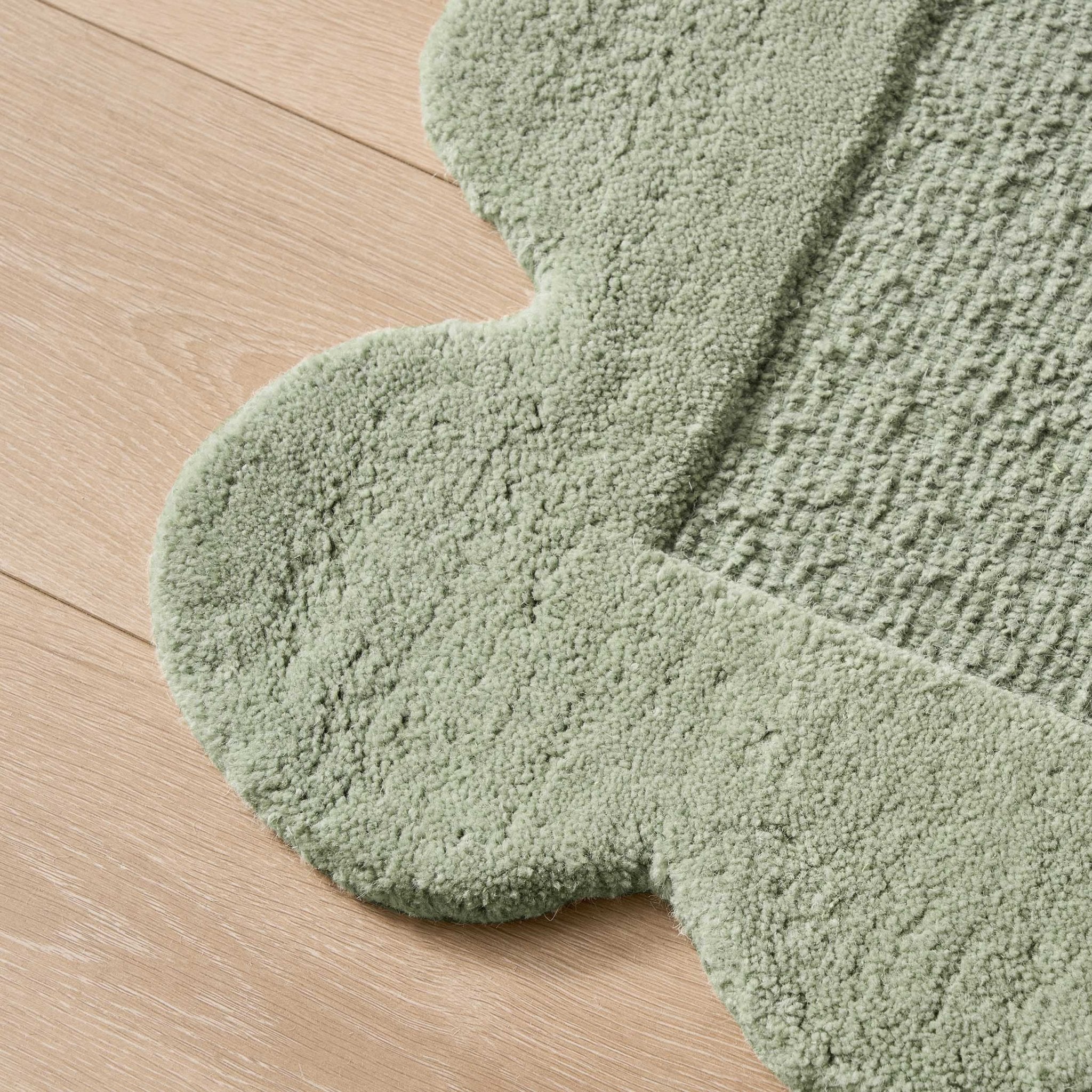 Dusklia - Wool Scallop Edge Rug - Sage