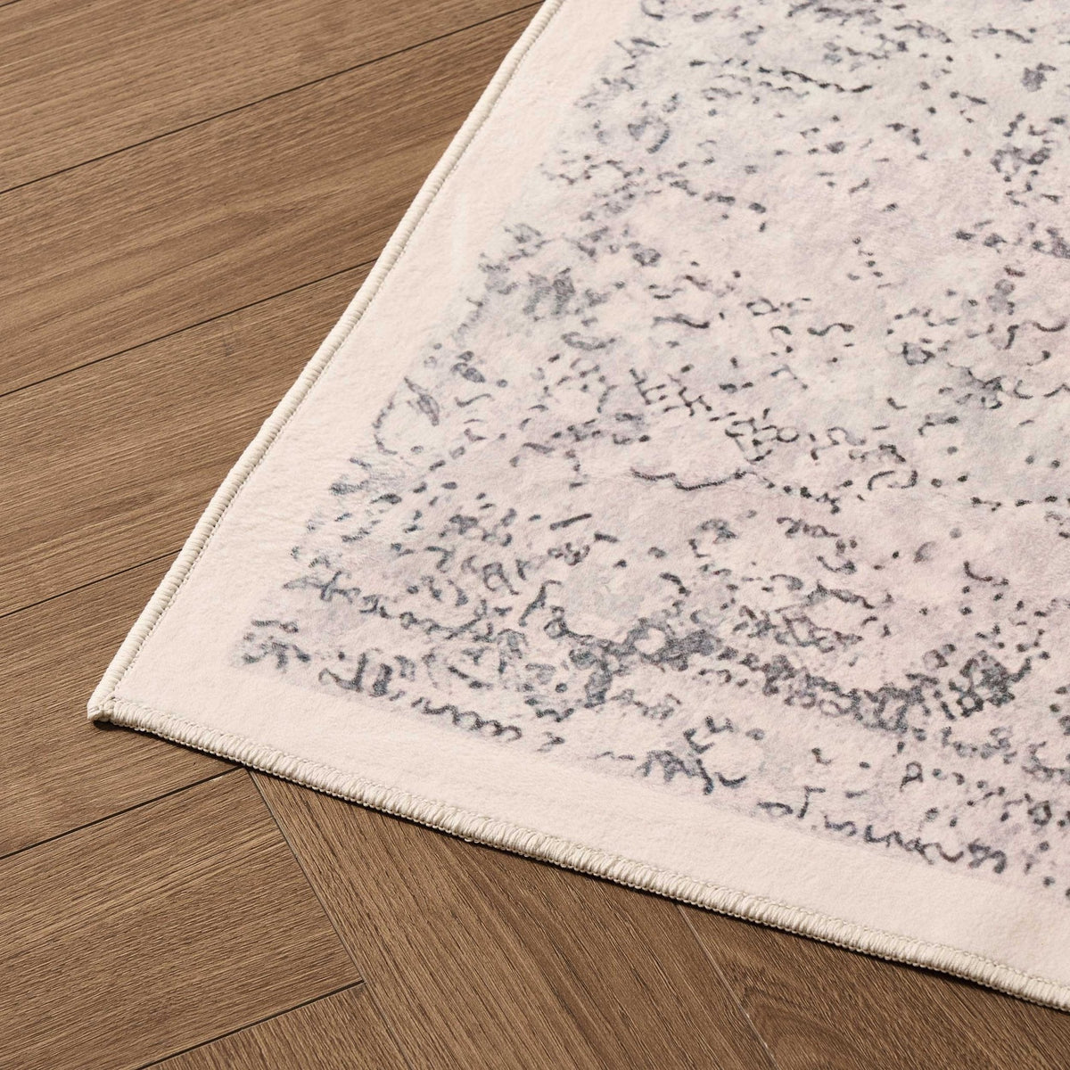 Dusklia - Zahra Persian Style Machine Washable Rug - Natural/Light Grey